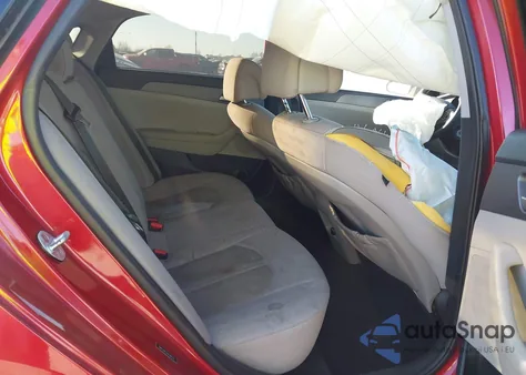 2017 Hyundai Sonata z USA, uszkodzony, nr VIN 5NPE24AF2HH586533